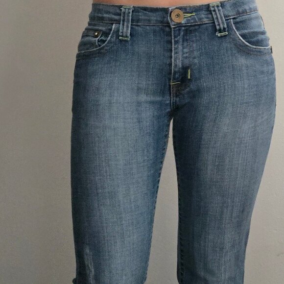 Y2K low rise flare jeans with patterned pockets - Picture 7 of 12